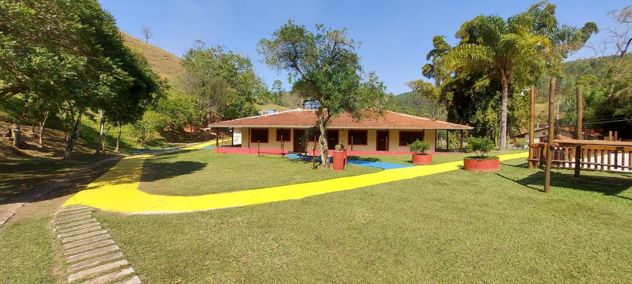 Espaco Rural Agua Da Onca Hotel Guararema Exterior photo